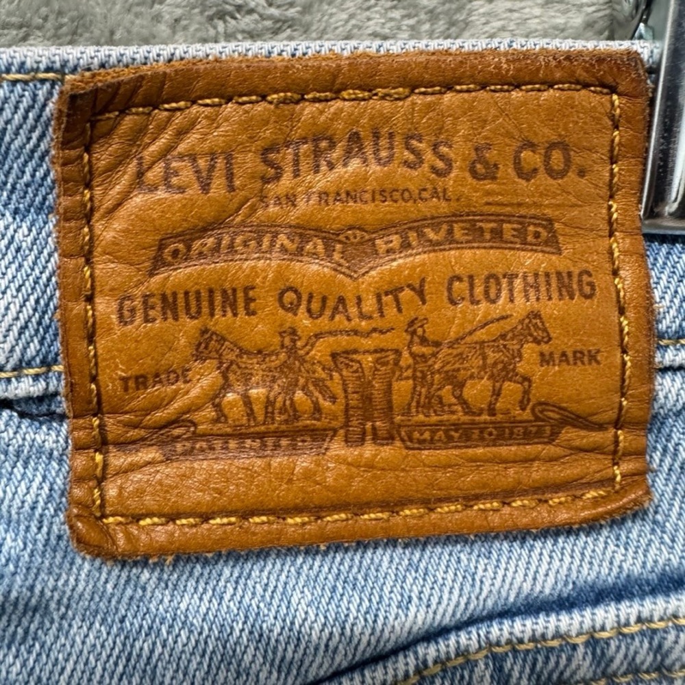 Levis Premium Ribcage Straight Jeans Light Wash Denim High Rise Size 26 - Picture 11 of 12